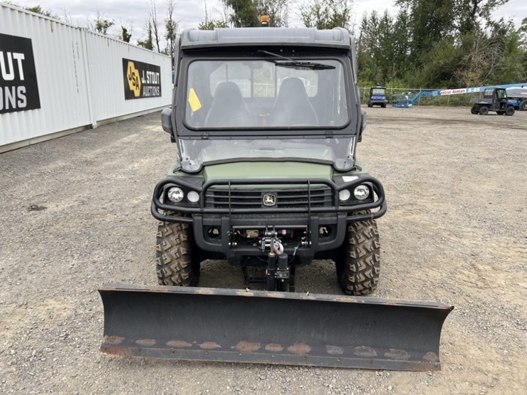2015-john-deere-gator-image-8
