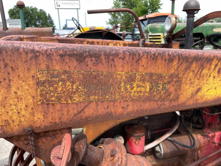 ford-tractor-image-7