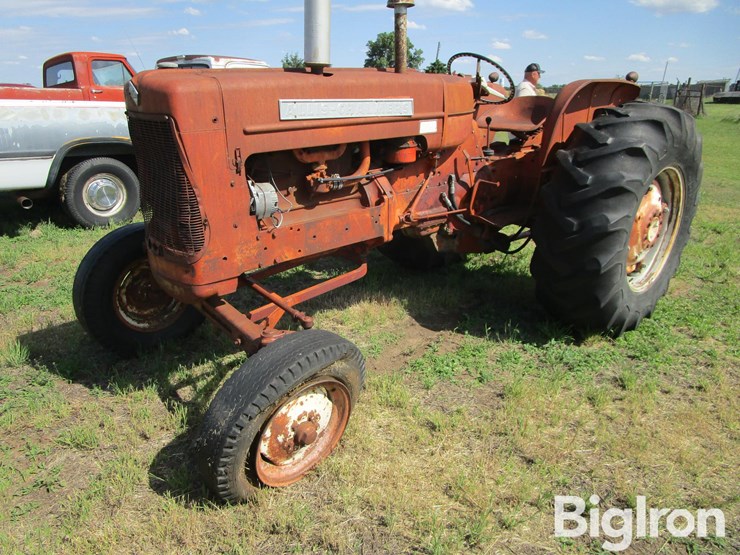1961-allis-chalmers-d17-image-1