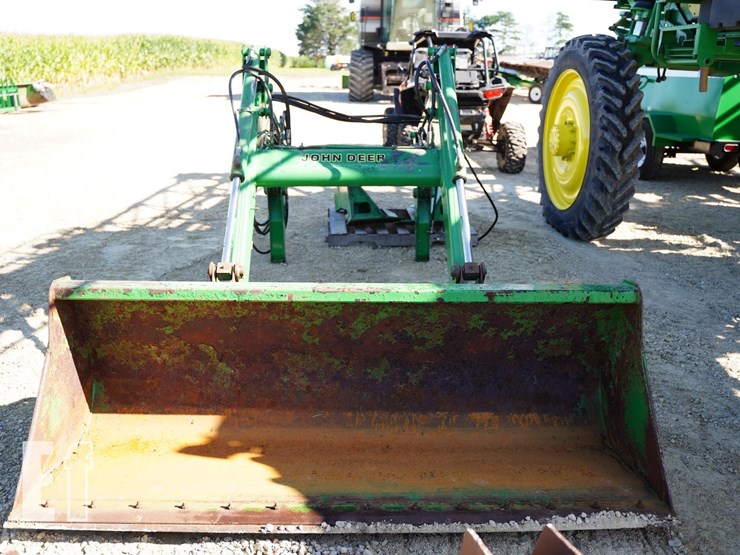 1994-john-deere-640-image-2