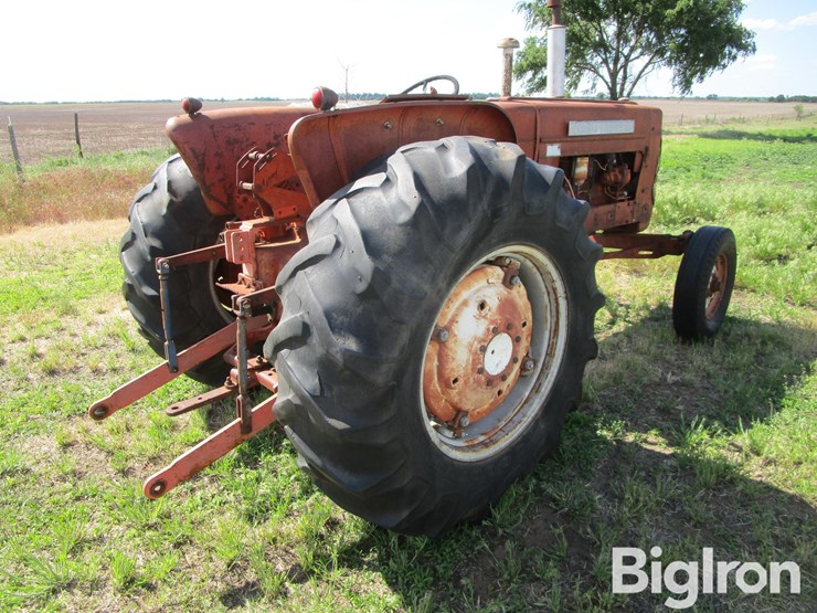 1961-allis-chalmers-d17-image-5