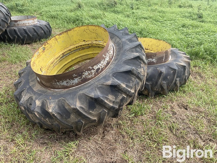 john-deere-16-image-1