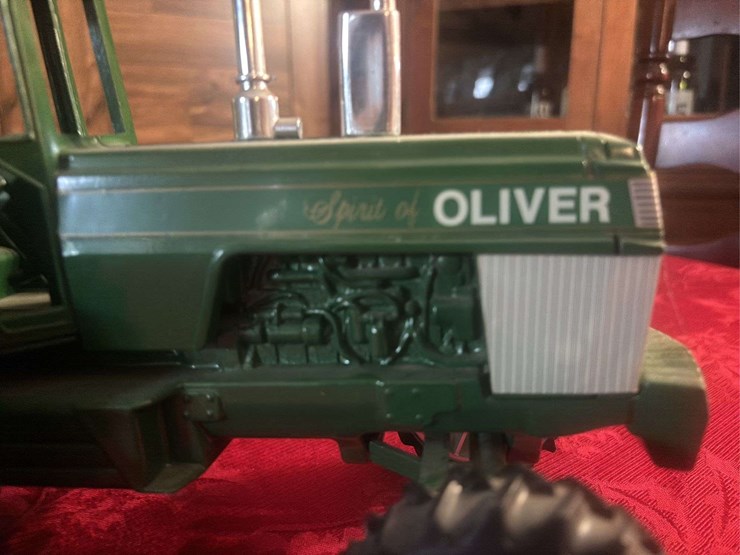 1/16-spirit-of-oliver-sm-image-7
