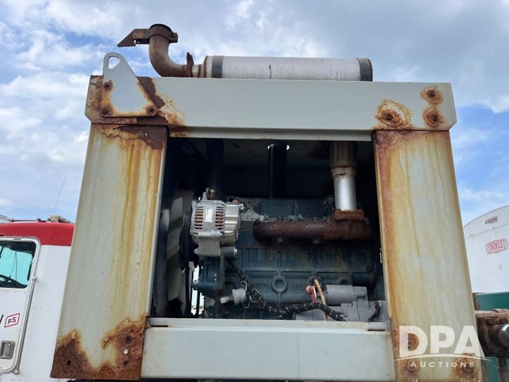 2015-b-b-dry-tender-trailer-(jn2633)-image-56