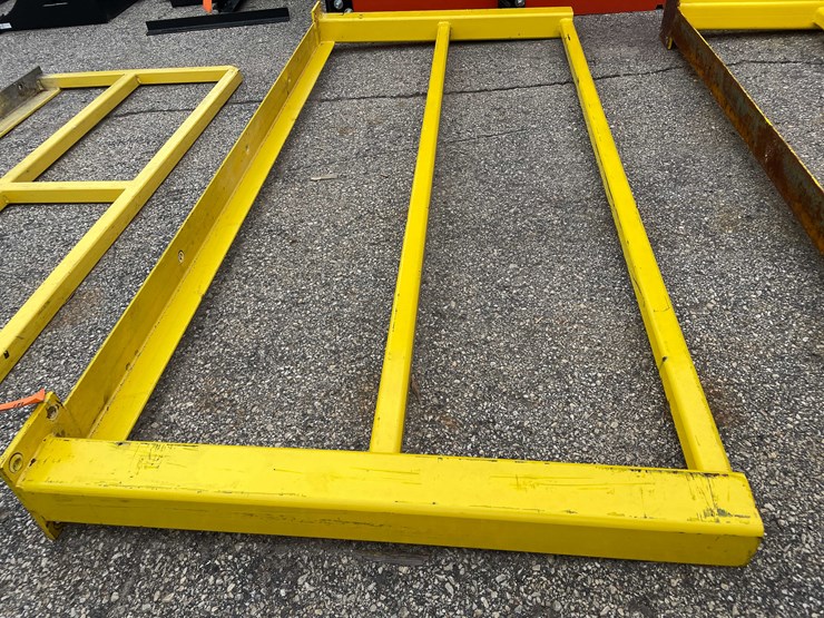 #8047-•-heavy-duty-safety-guardrail-(o9)-image-1