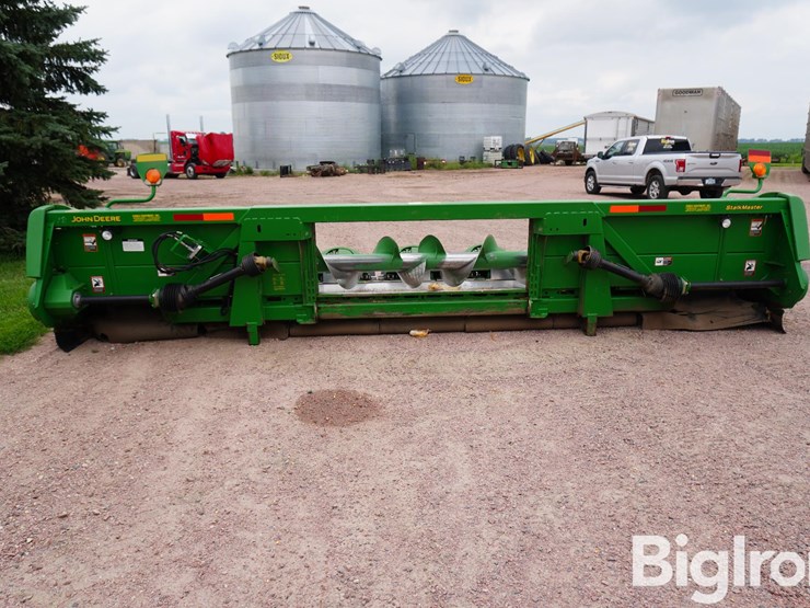 2009-john-deere-608c-stalkmaster-image-6