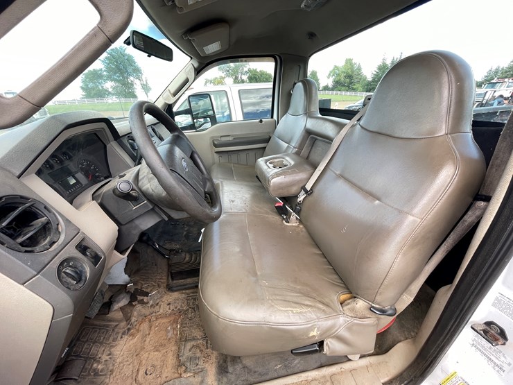 2008-ford-f350-image-18