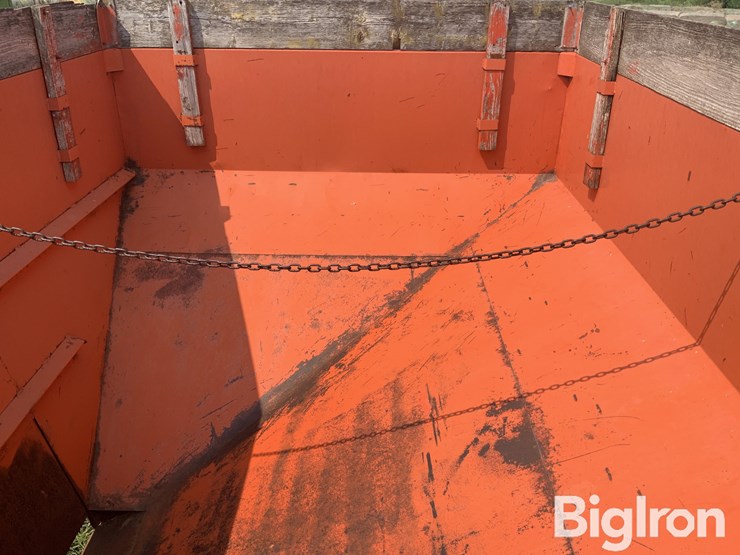 gravity-flow-wagon-image-14