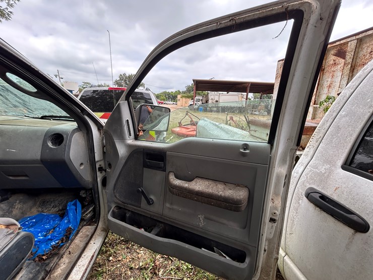 2005-ford-f150-image-24