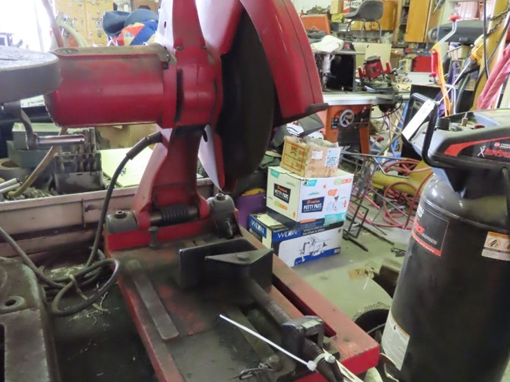 milwaukee-cut-off-saw-image-3