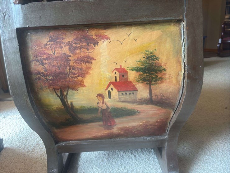 sled-with-ornate-painting-image-7