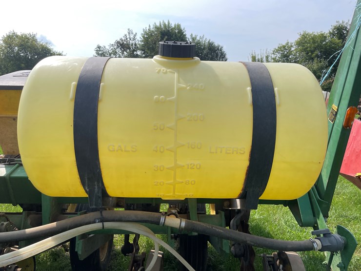 john-deere-7000-image-11