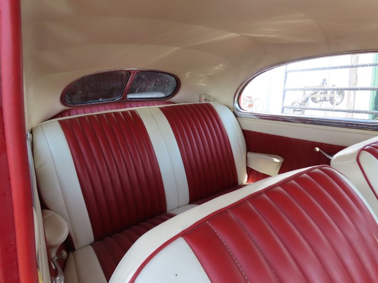 1940-ford-deluxe-2dr-sedan-image-18