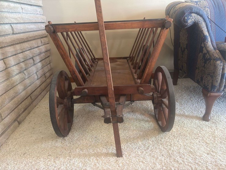 goat-cart-converted-to-side-table-image-3