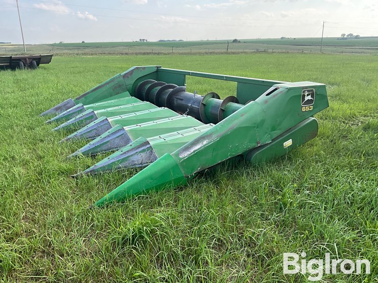 john-deere-653-image-1