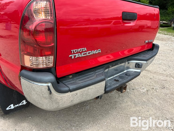 2006-toyota-tacoma-image-11