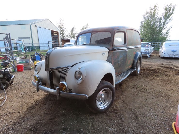 1940-ford-sedan-delivery-image-1