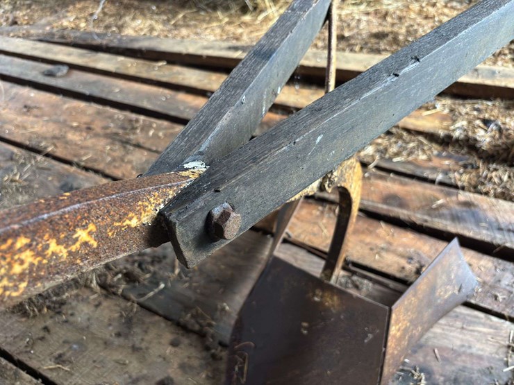 adjustable-walking-potato-plow-image-16