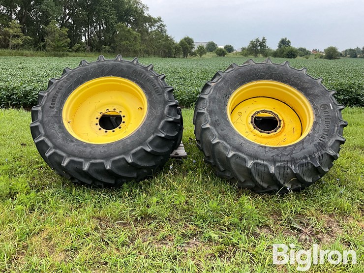 continental-650/65r38-tires-on-jd/titan-rims-image-2