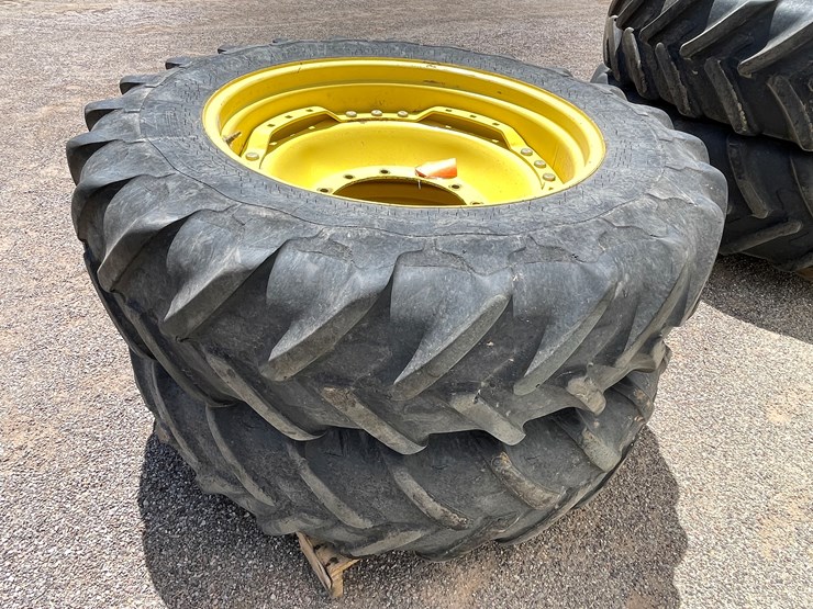 deere-tires-image-3
