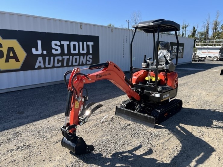 2025-tpm-20k-mini-hydraulic-excavator-image-1