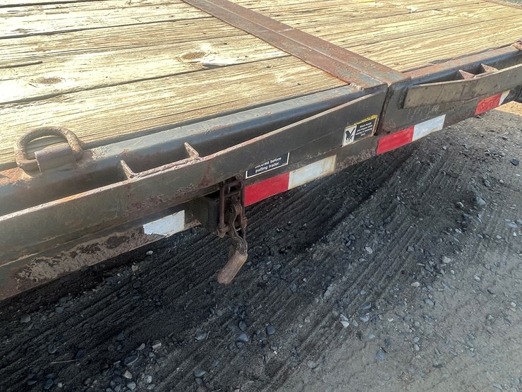 2010-gooseneck-load-trail-image-13
