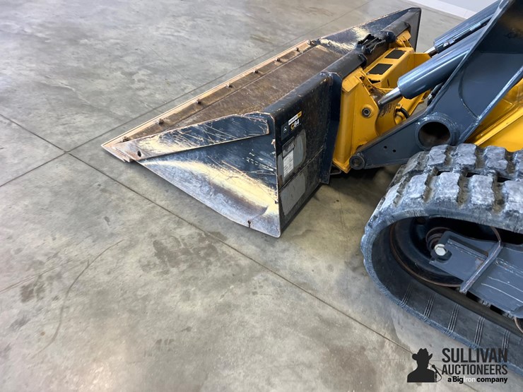 2021-deere-333g-image-20