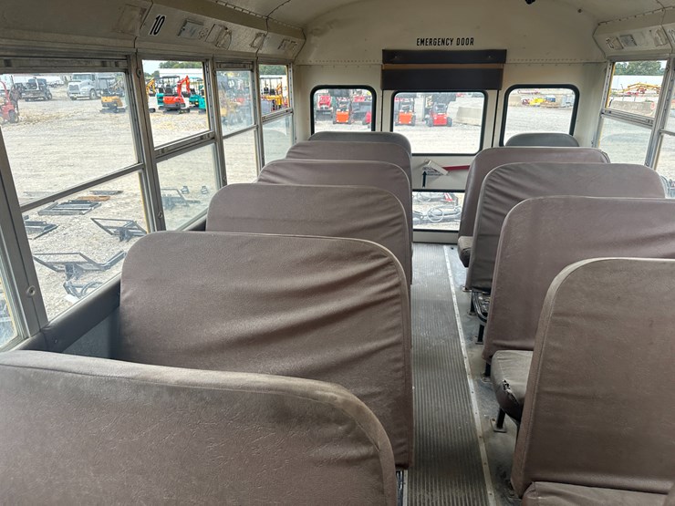 #21-•-#23872-•-2002-international-genesis-school-bus-vin:-1hvbgaan22a916951-image-53