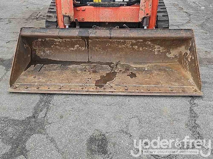 2020-kubota-svl65-2-image-9
