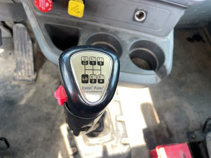 2014-kenworth-t680-image-37