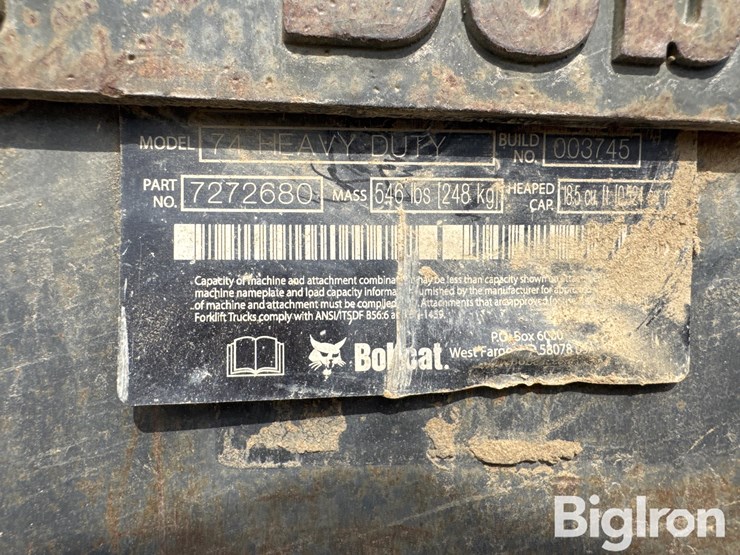 bobcat-74-heavy-duty-6'-track-loader-bucket-image-15