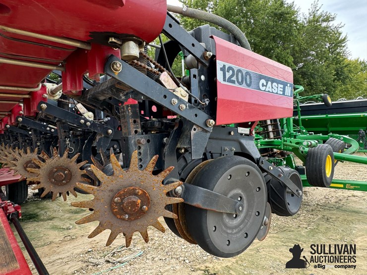 case-ih-1200-image-7