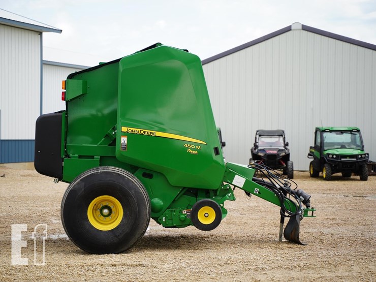 2023-john-deere-450m-image-4