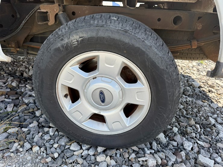 2004-ford-f150-image-15