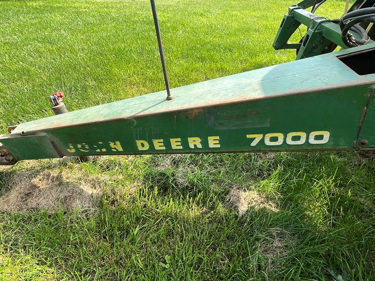 john-deere-7000-image-26