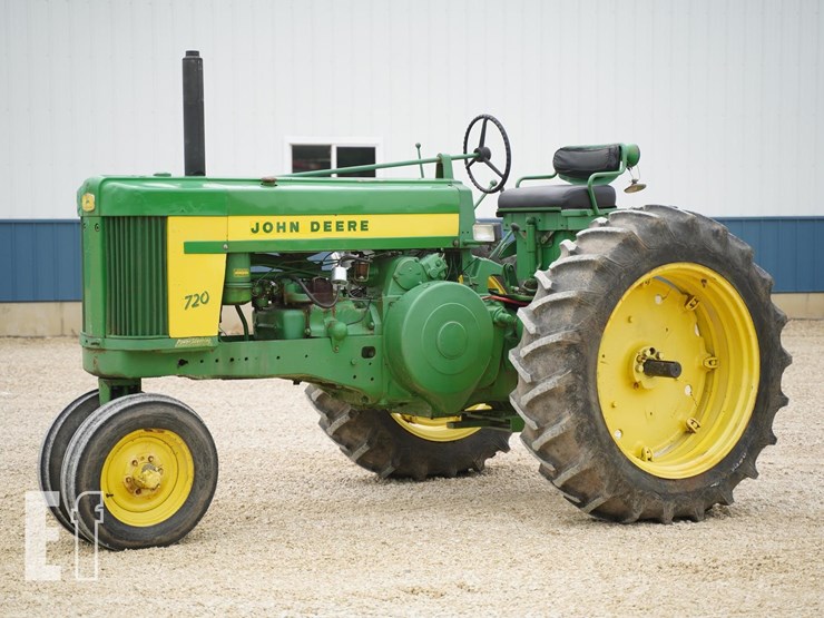 john-deere-720-image-1