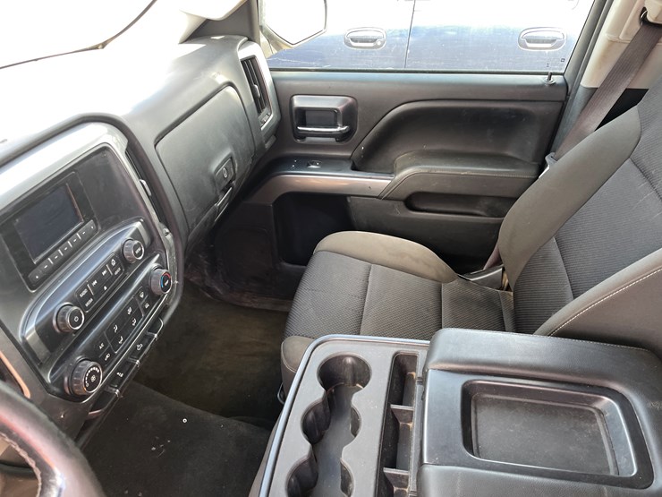 2015-chevrolet-silverado-2500-image-41