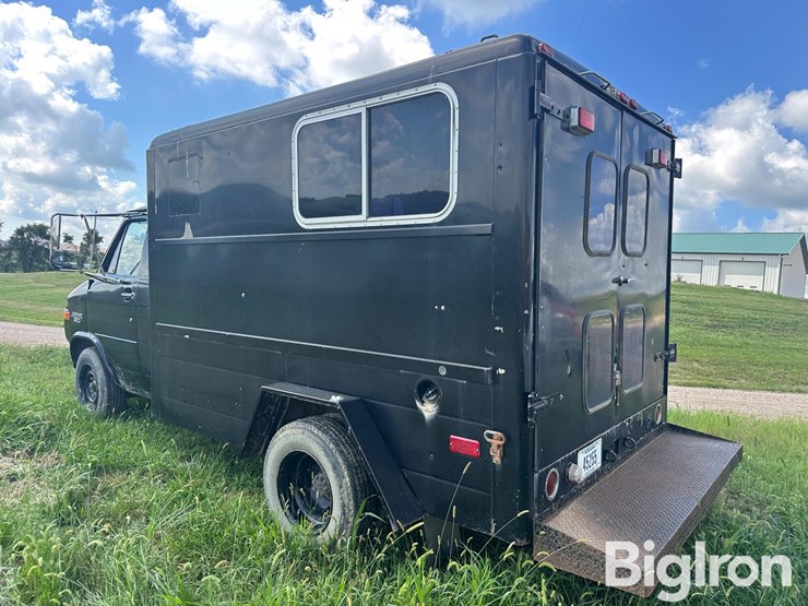 1986-chevrolet-g30-image-8