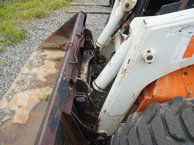#1151-•-scat-trak-1700c-skid-loader-image-43