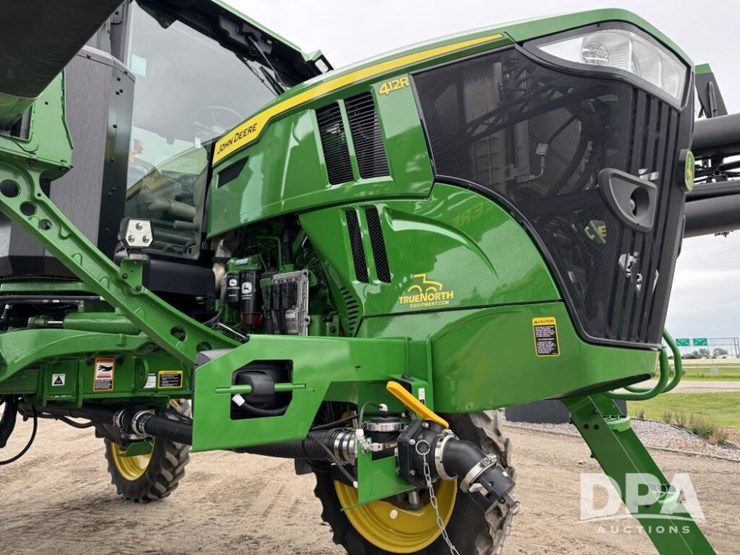 2023-john-deere-412r-image-22
