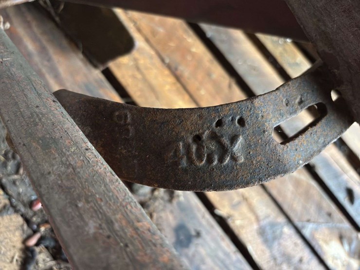 oliver-chilled-plow-works-14”-walking-plow-image-21