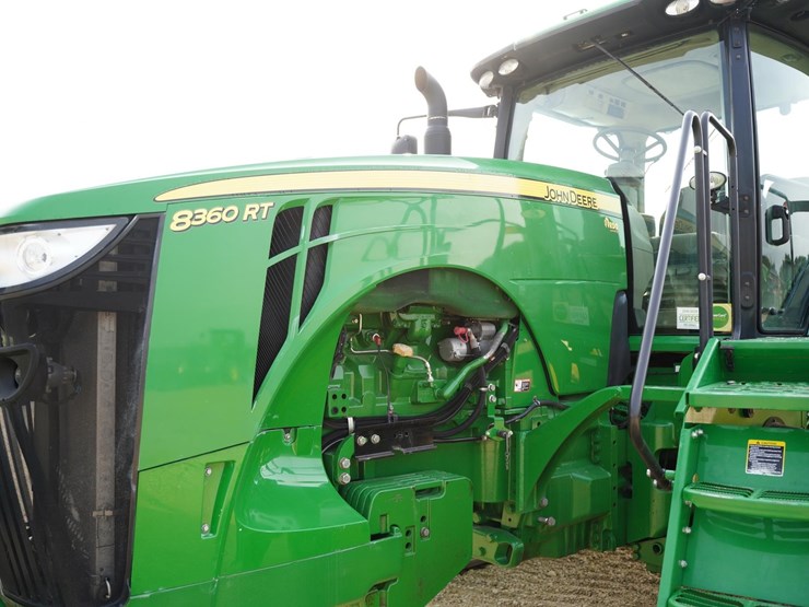 2013-john-deere-8360rt-image-12