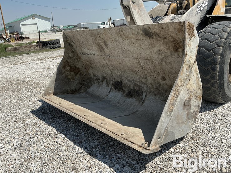 deere-624k-image-8