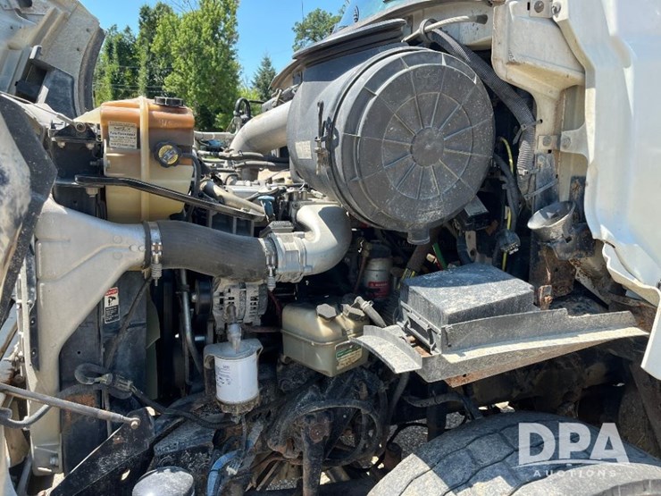 2009-sterling-feed-truck-(jn2573,-unit-2018)-image-106