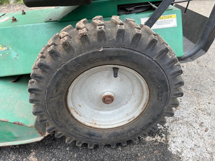 billy-goat-24"-gas-outback-brushcutter-image-10