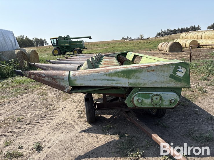 john-deere-844-image-8