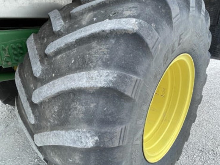 2021-john-deere-f4365-image-23