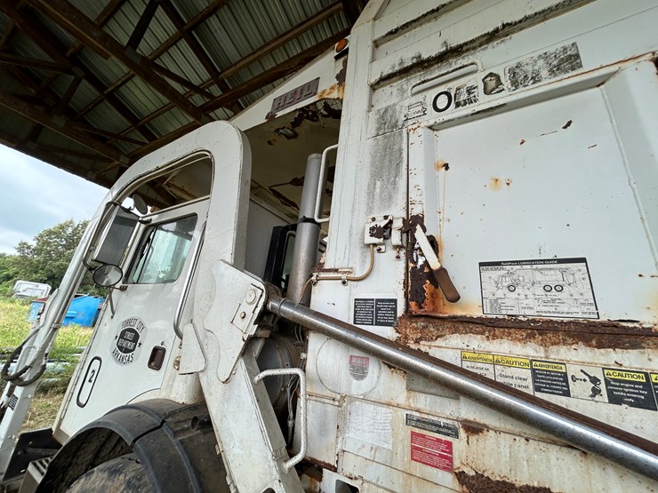 #46-•-#25939-•-inop-2003-mack-mr-t/a-daycab-garbage-truck-vin:-1m2k185c33m009372-image-27