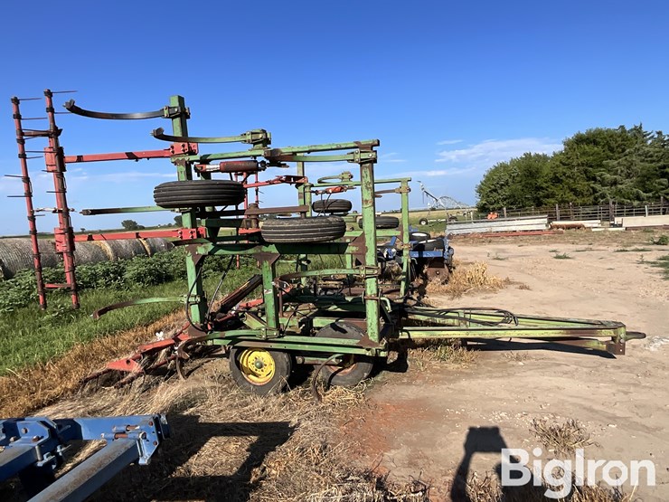 john-deere-1600-image-4