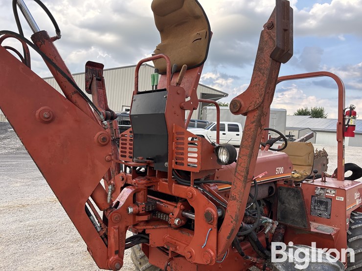 ditch-witch-5700dd-image-12